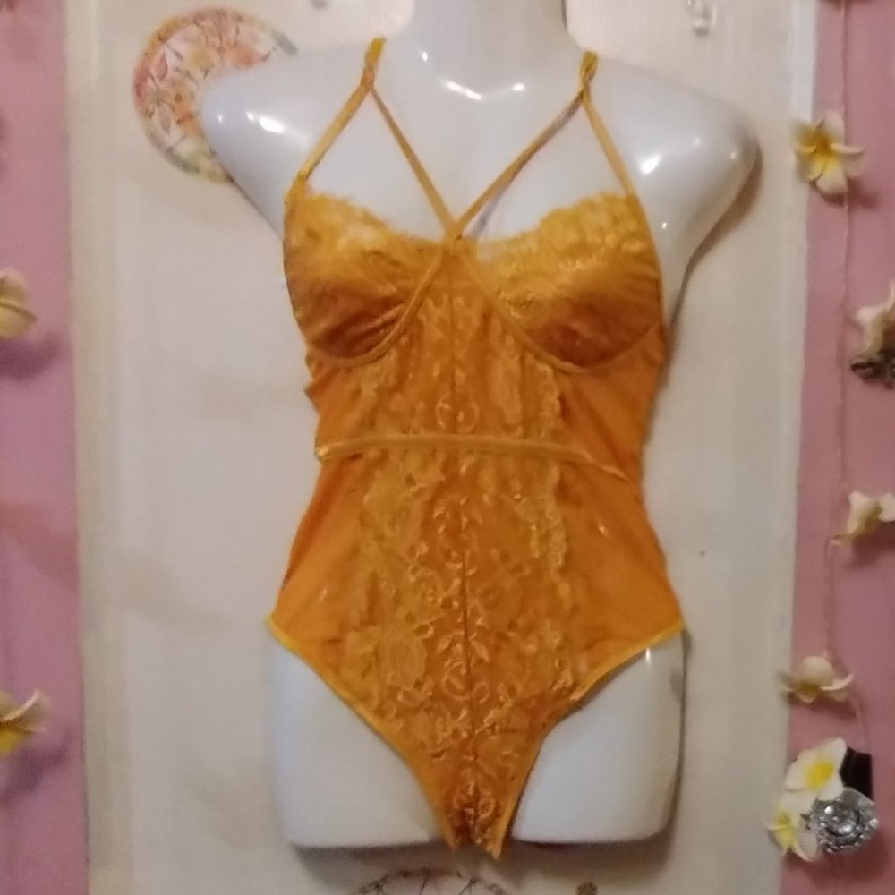Tangerine (S) Lace and Mesh Teddy Lingerie Bodysuit - NWOT